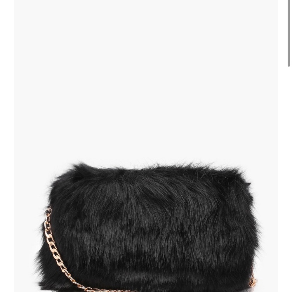 Fluffy furry purse